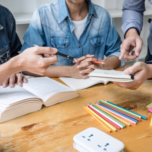 Selección, elaboración, adaptación y utilización de materiales, medios y recursos didácticos en formación profesional para el empleo